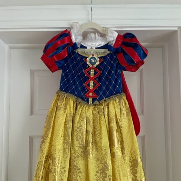 Official Disney Store Snow White Dress - size 4 - Picture 2 of 11